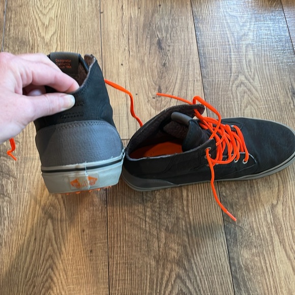 Vans men’s size 11.5 shoes. - Picture 2 of 8